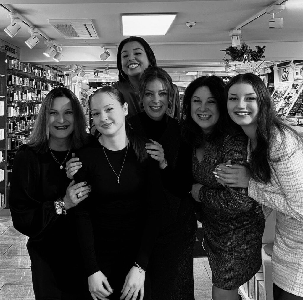 Team der AMICA Parfümerie und Kosmetik in Wangen