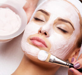 Gesichtsbehandlung Wangen